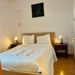 3-bedroom-apartment-with-ac-vanilla-residence.hotels-lisbon-portugal.com/
